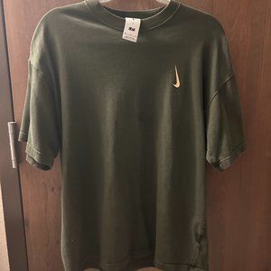 Billie Eilish X Nike green baggy shirt in size medium